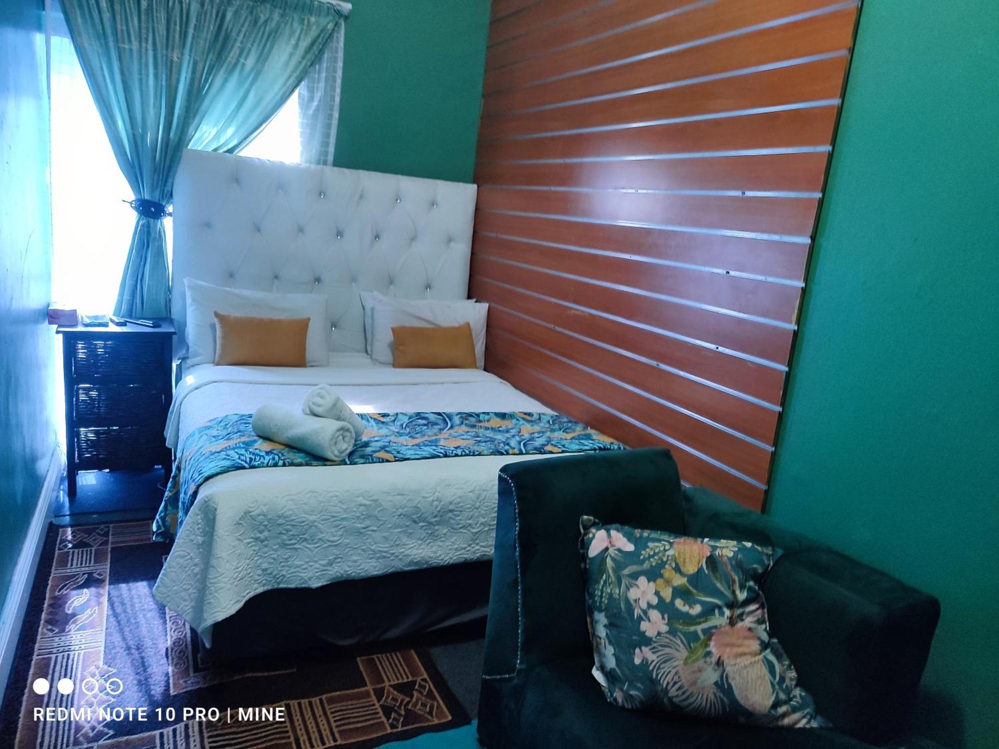 The Croc Guest House Springs  Luaran gambar